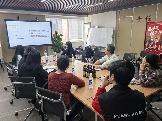 贾迪、陈彩霞律师为海口泰盛丰贸易有限公司开展劳动合同法律实务培训